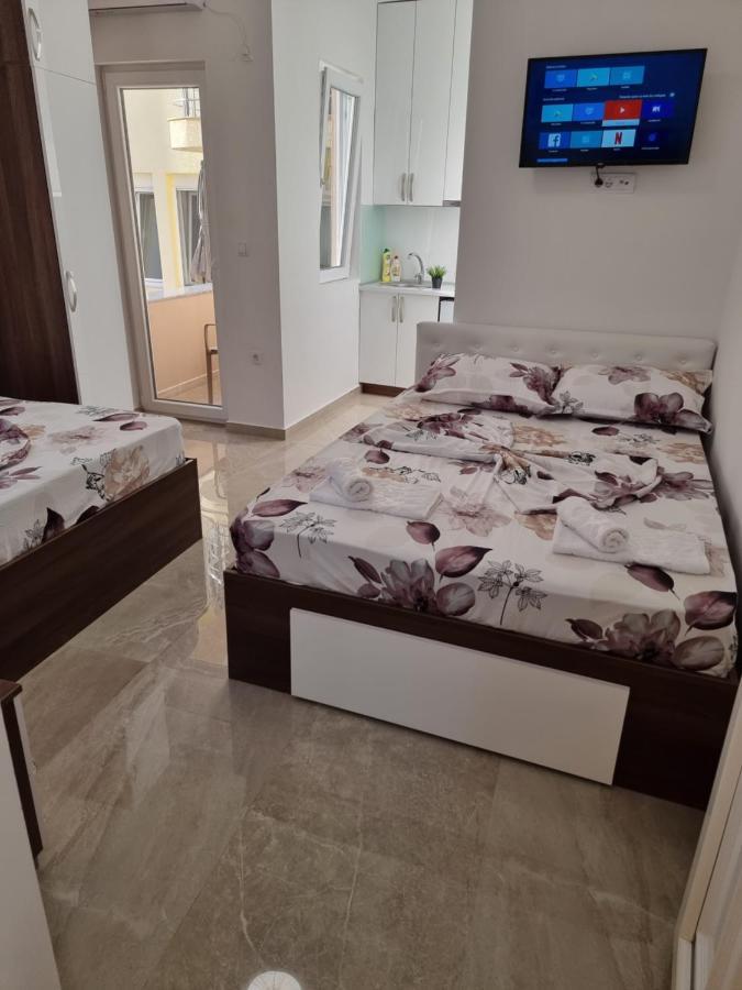 Ebra Lux Apartmani Dobra Voda Exterior foto