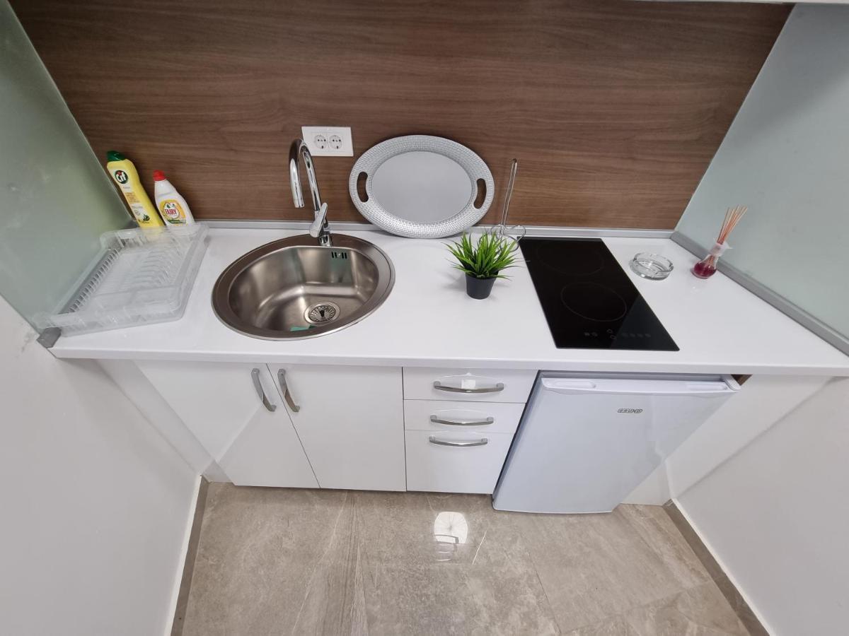 Ebra Lux Apartmani Dobra Voda Exterior foto