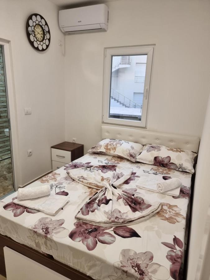 Ebra Lux Apartmani Dobra Voda Exterior foto